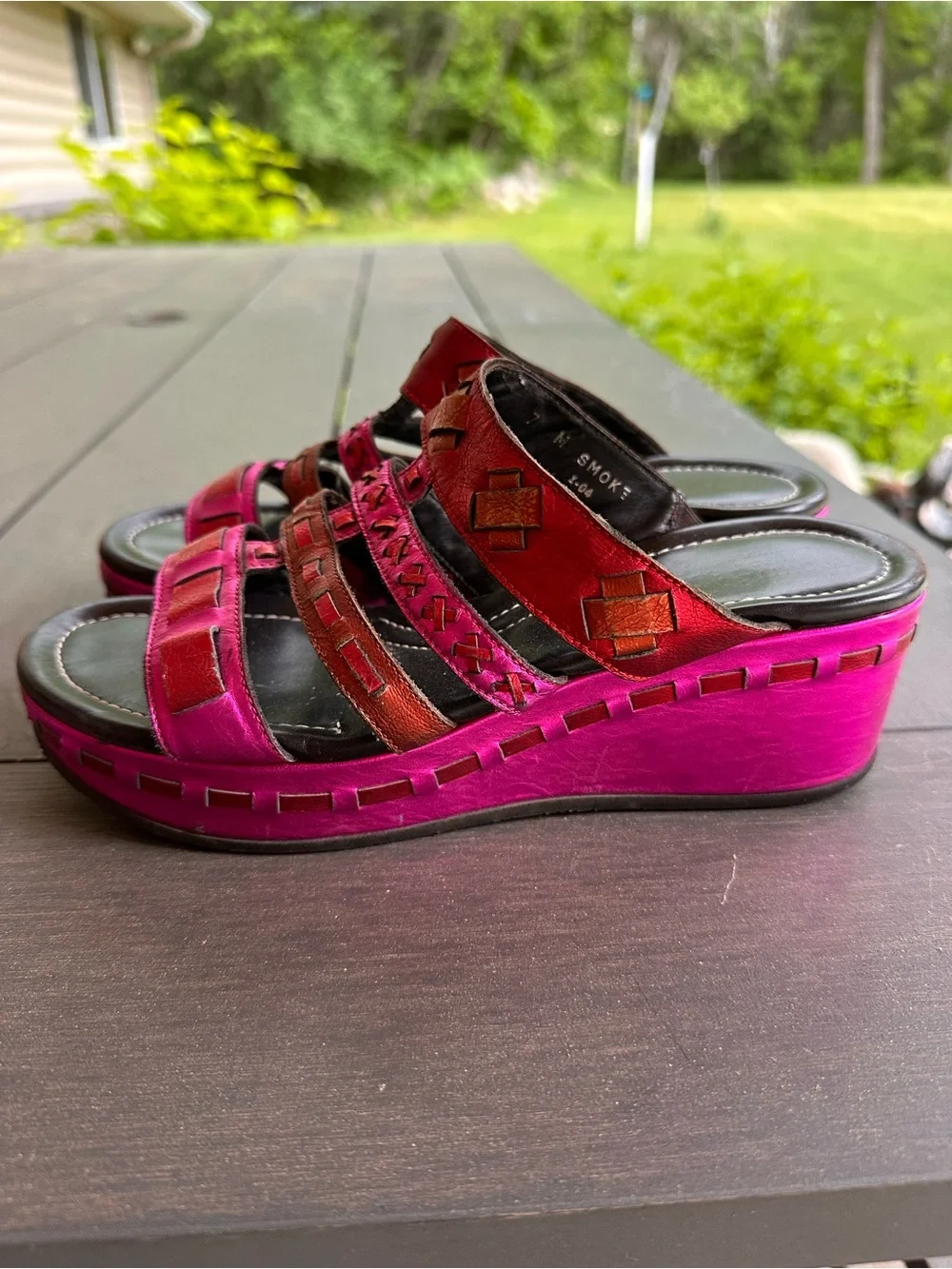 Donald J Pliner Made in Italy Pink & Red Platform Sandals - Picture 8 of 11